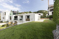 Appartamento di pregio con giardino privato e due terrazze in posizione centrale e tranquilla - Foto 1