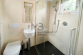 Tages WC mit Dusche - bagno WC con doccia